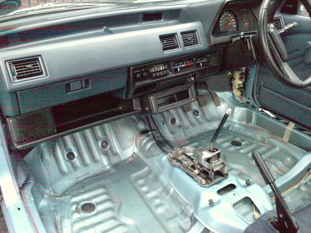 front_interior_striped_cleaned.jpg