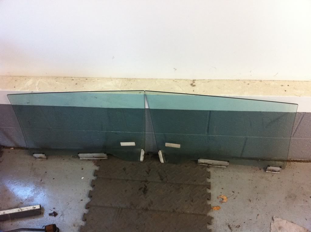 E30 Misc 325i parts, convertible trim, door locks, window motors, glass