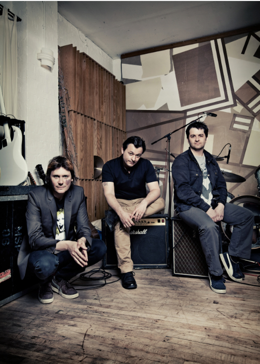  photo manics_zpsb42ab5a6.png