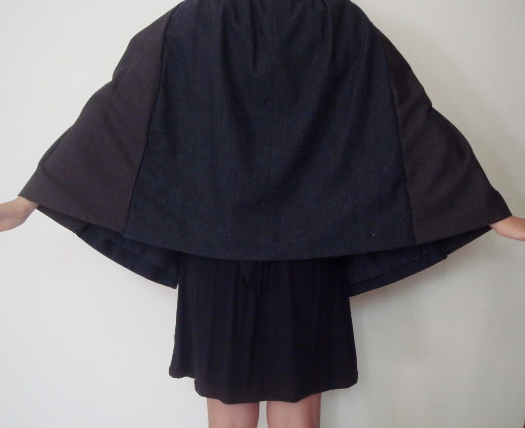 wool cape 3