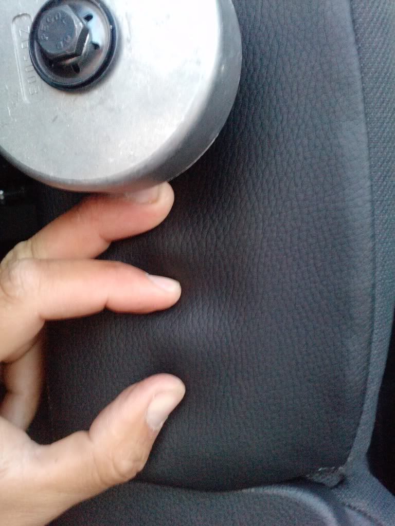 Hacer abatibles los asientos o bancos fijos