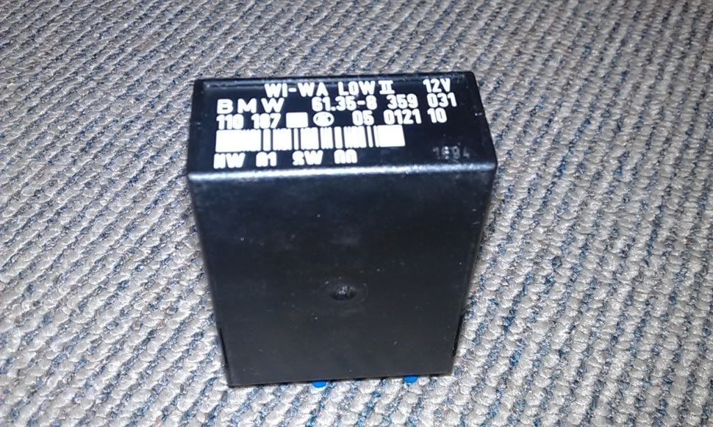 E36Relay-wiper.jpg